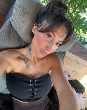 Полина, 24