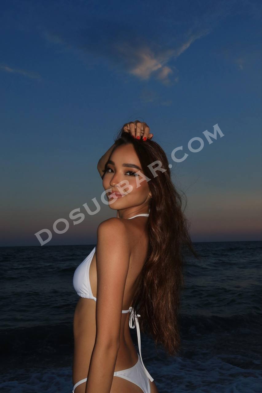 Даяна, 19 Даяна, 19