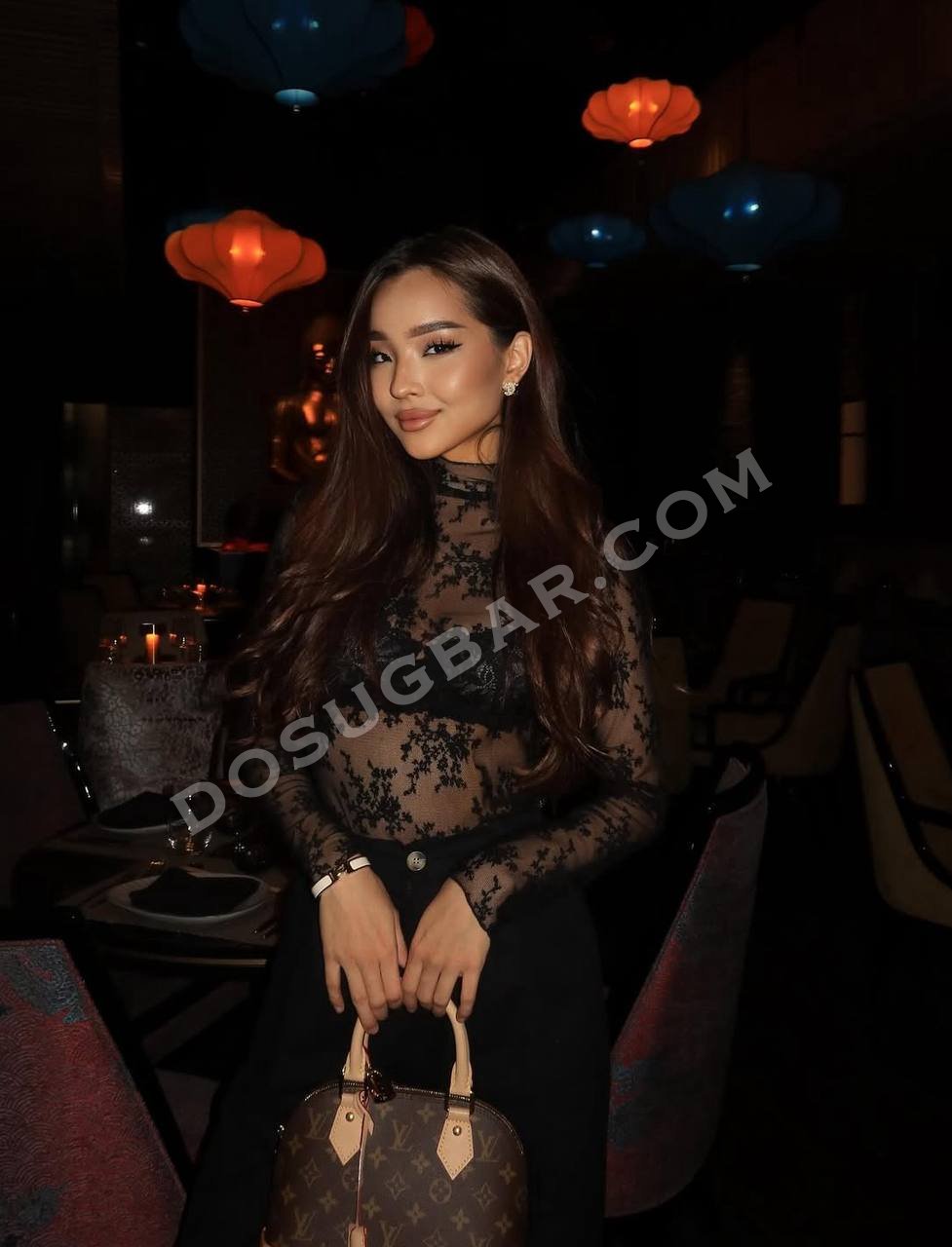 Даяна, 19 Даяна, 19