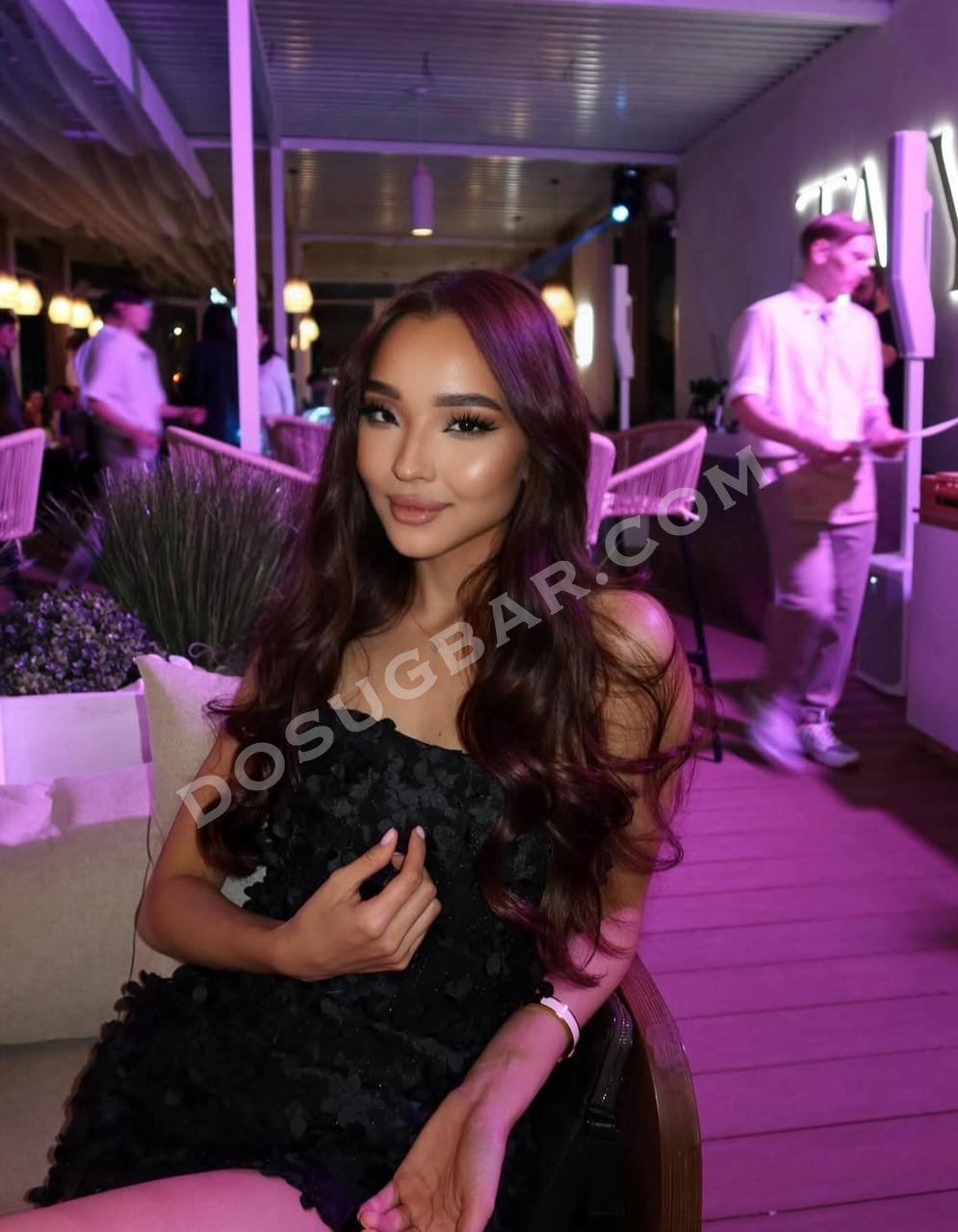 Даяна, 19 Даяна, 19