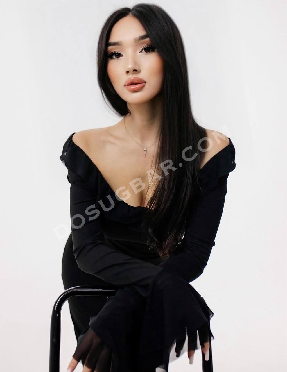 Алана, 19