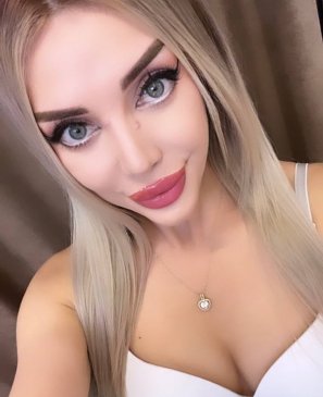 Илона, 24