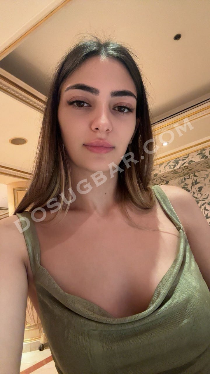 Аделина, 22