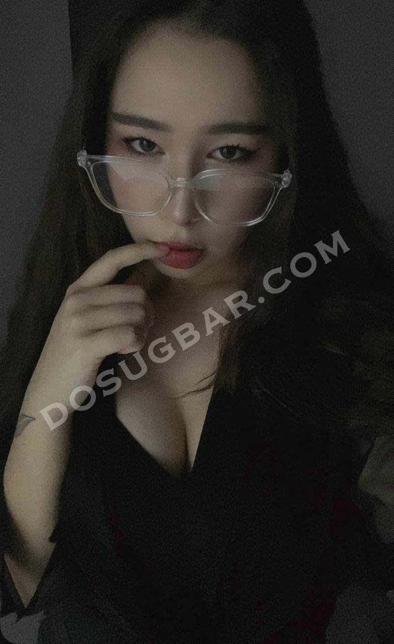 Алина, 18
